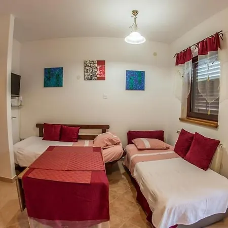 Apartment With A Parking Space Banjole, - 17398 *
