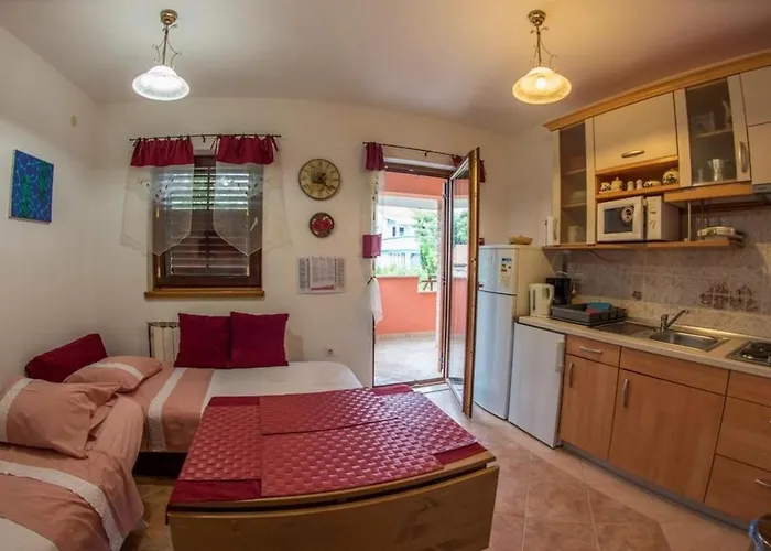 아파트 With Parking Space Banjole, - 17398 풀라