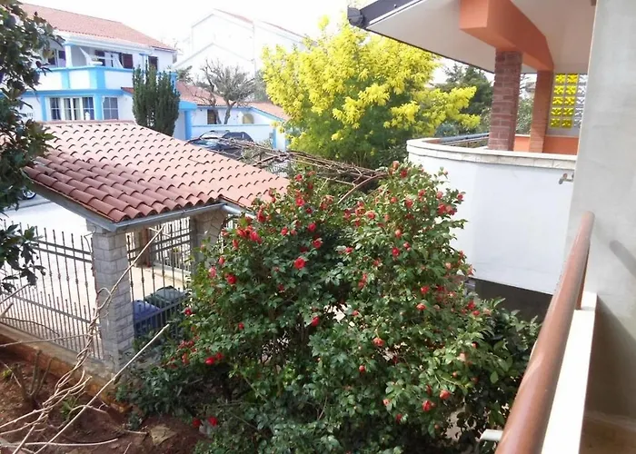 With Parking Space Banjole, - 17398 * 풀라